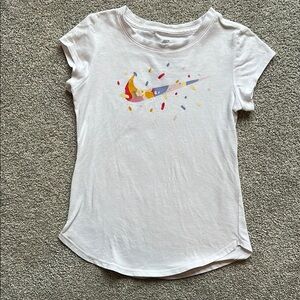 Nike White Short Sleeve Tee with Artistic Swoosh